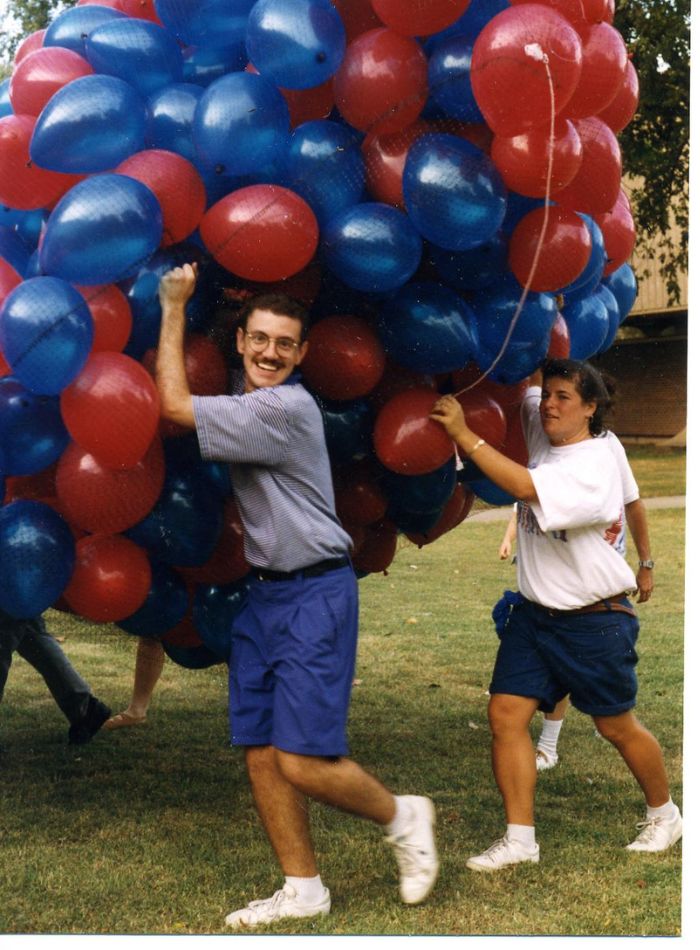 1993 - Hundreds attended Kansas Newman's Sixtieth Birthday party, where more than 5,000 balloons were launched to celebrate the college's graduates.